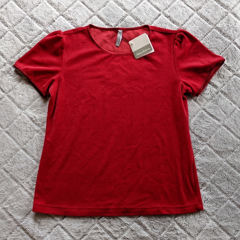 Hanna Andersson NWT Red Velvet Short Sleeve Shirt Small